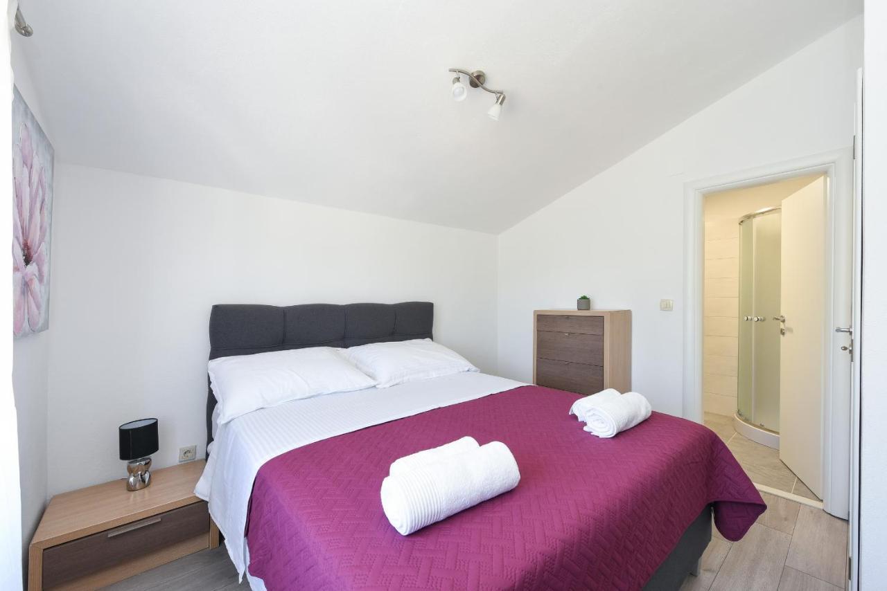 Apartman Magas With Private Pool Vinjerac Bagian luar foto