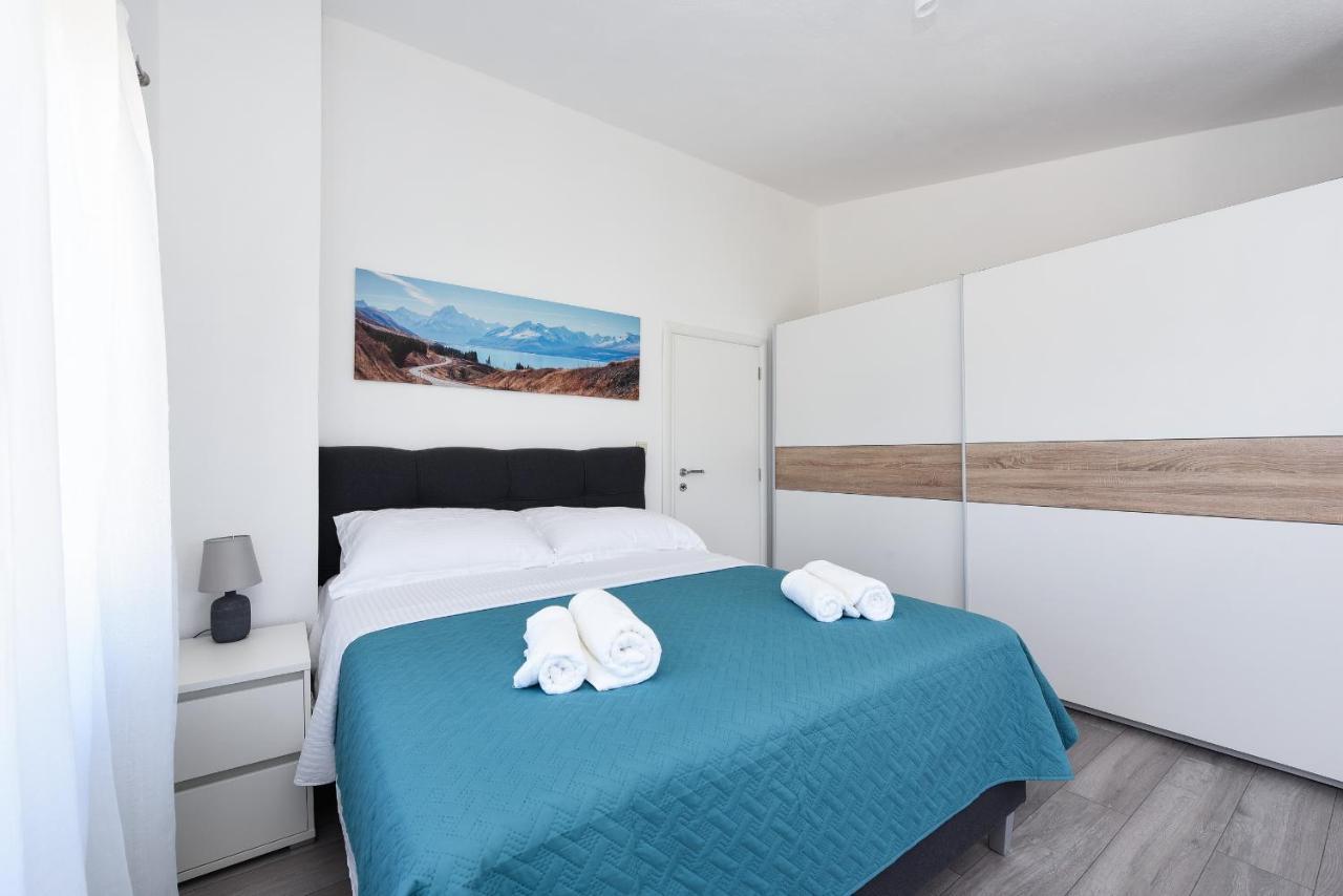 Apartman Magas With Private Pool Vinjerac Bagian luar foto