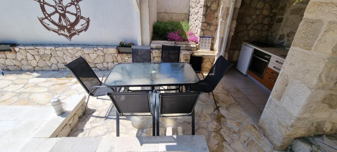 Apartman Magas With Private Pool Vinjerac Bagian luar foto